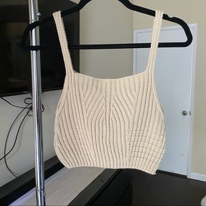 Knitted tank top (nude - cropped)